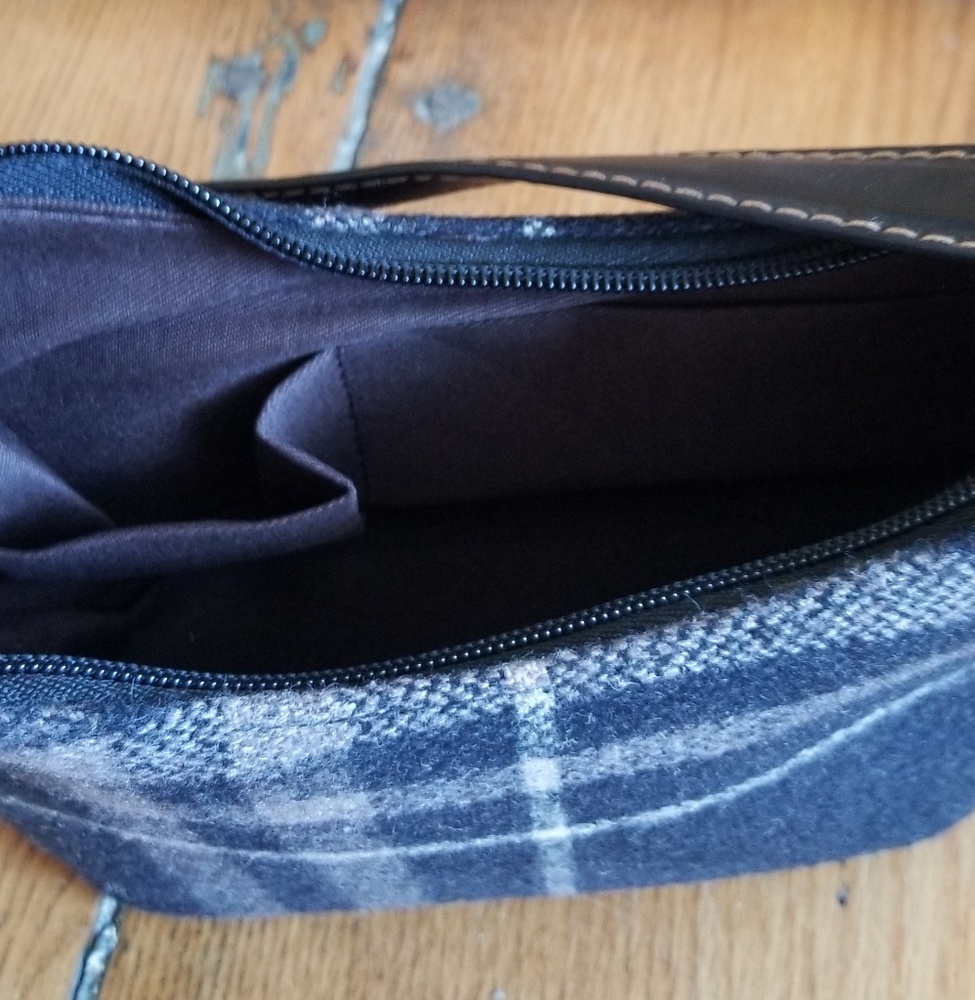 Purse - Picture 4 of 5